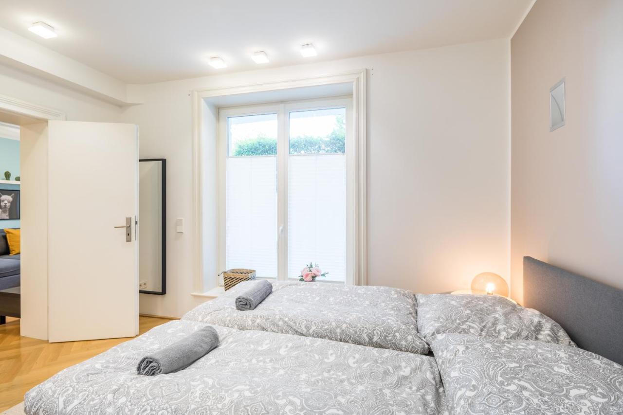 Stylish & Cosy Apartment Next To The U-Bahn Hamburgo Exterior foto